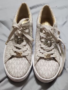 Michael Kors Ivory/Beige MK Logo Lace-Up Sneakers